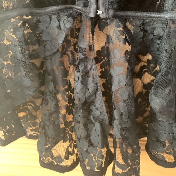 NWOT Velvet and Lace Lingerie Top - Picture 3 of 5